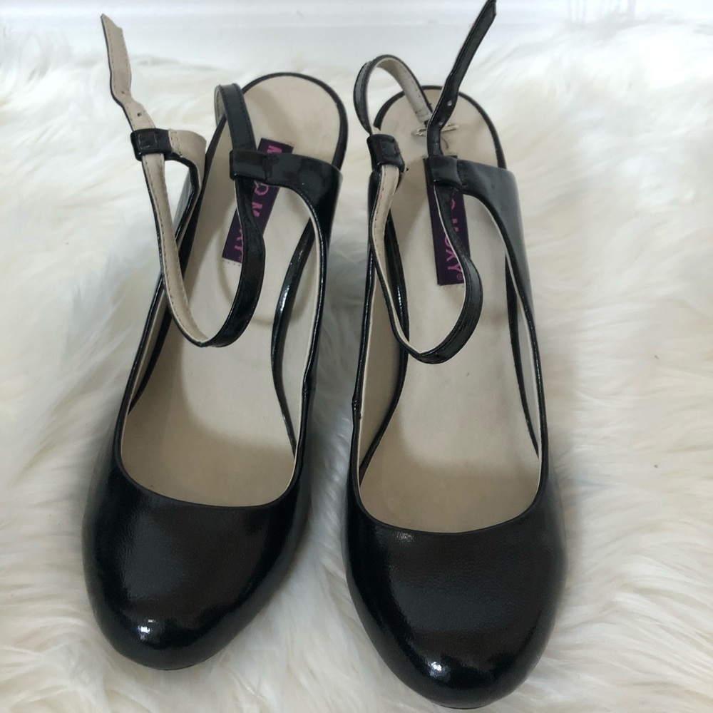 Mojo Moxy Patent Leather Pumps